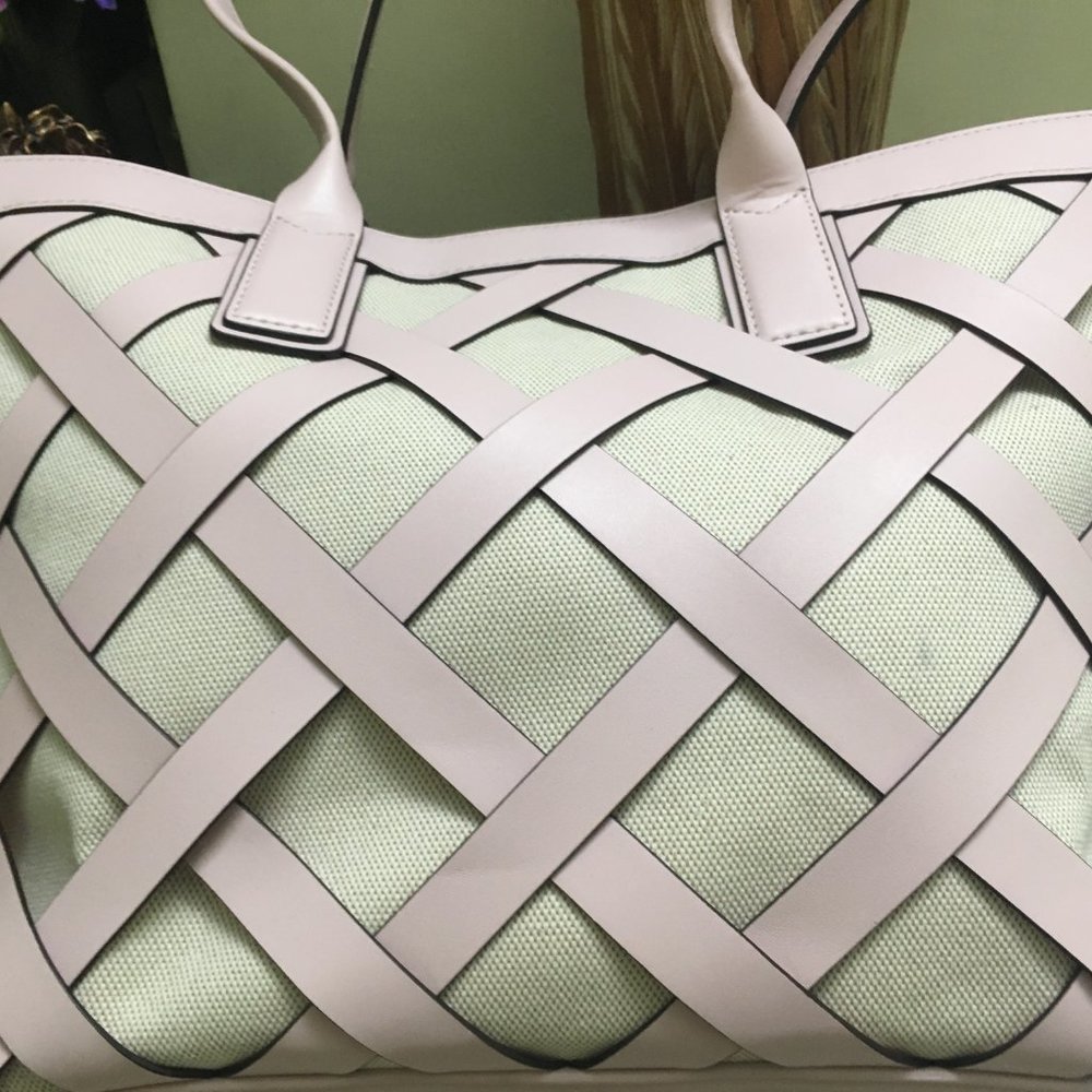 Authentic Michael Kors Light Pink Sienna Large Tote - Picture 9 of 16